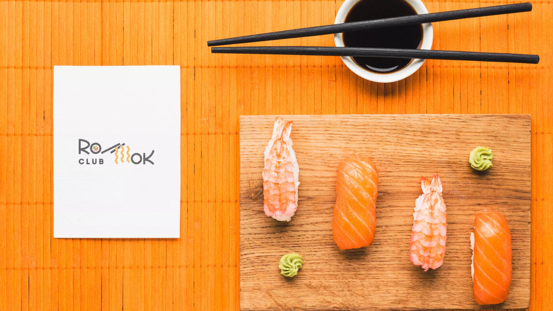 Создание логотипа суши-бара «Roll Wok Club» в Донецке